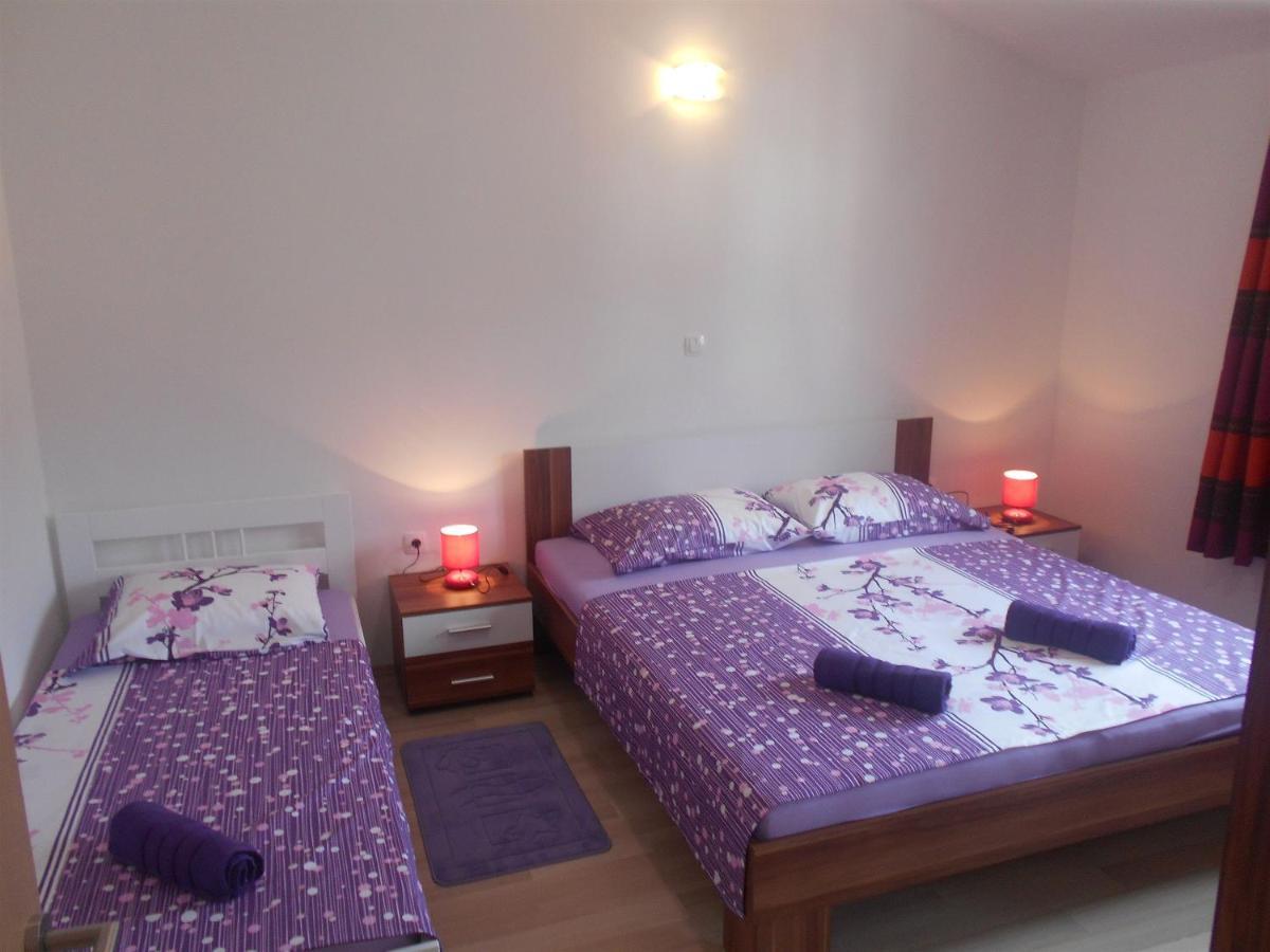 Apartment Cherry Kaštela Esterno foto