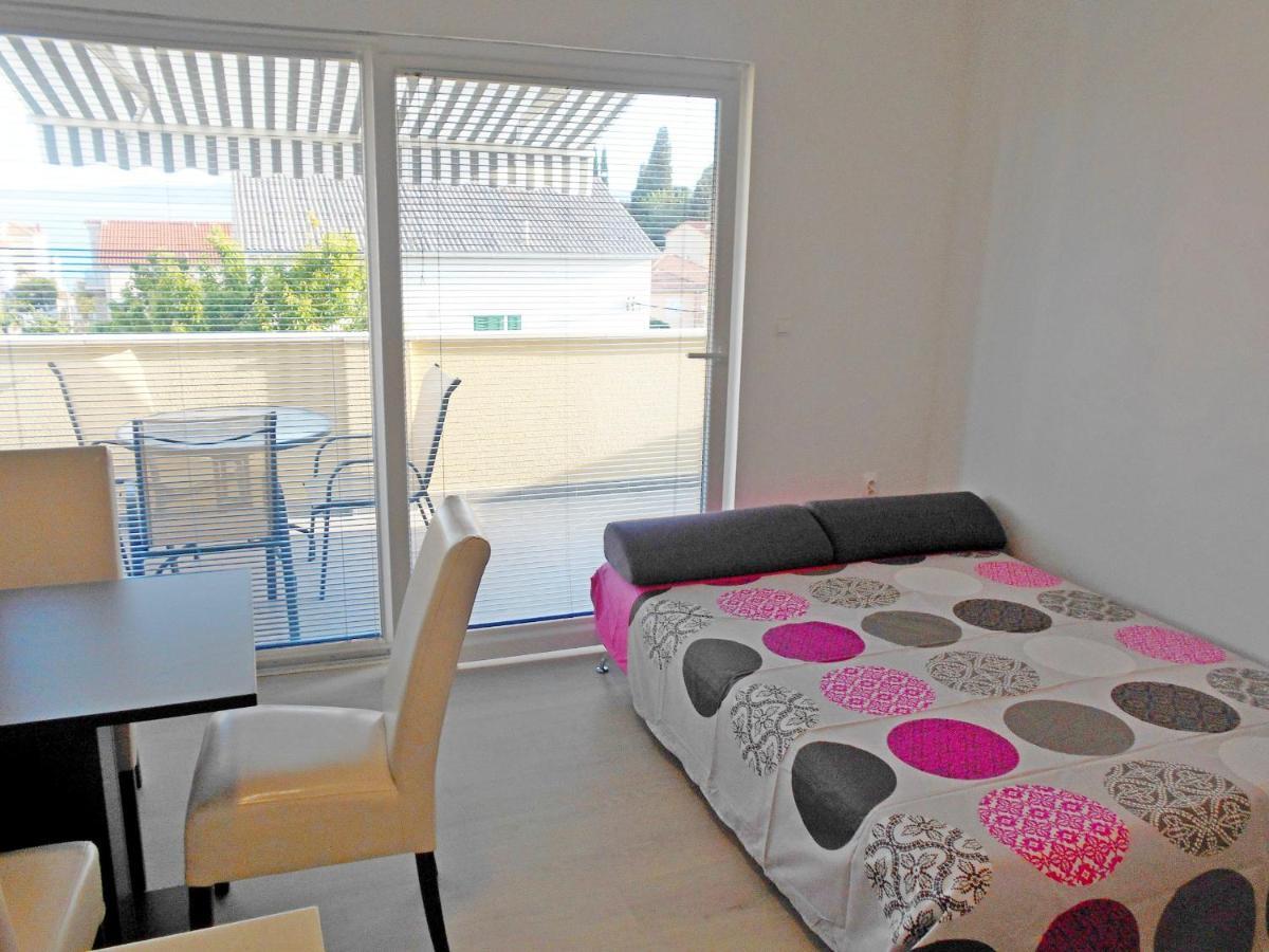 Apartment Cherry Kaštela Esterno foto