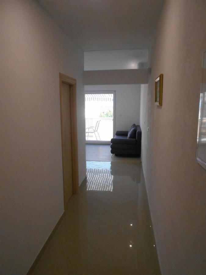 Apartment Cherry Kaštela Esterno foto